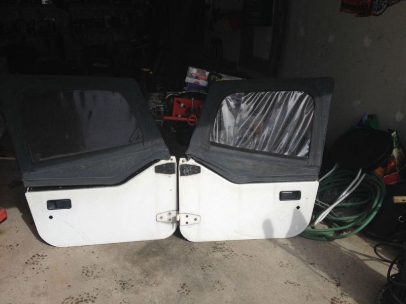 Demi-portes et toit mou pickup Jeep YJ