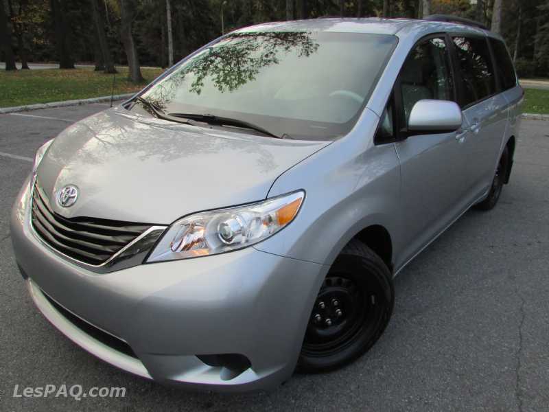 Toyota Sienna 2013 LE V6 8 PASSAGERS