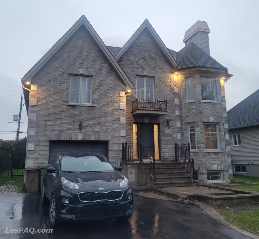 Magnifique maison à louer Quartier familial