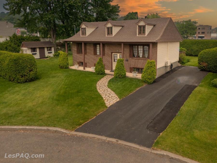 Propriétés à vendre