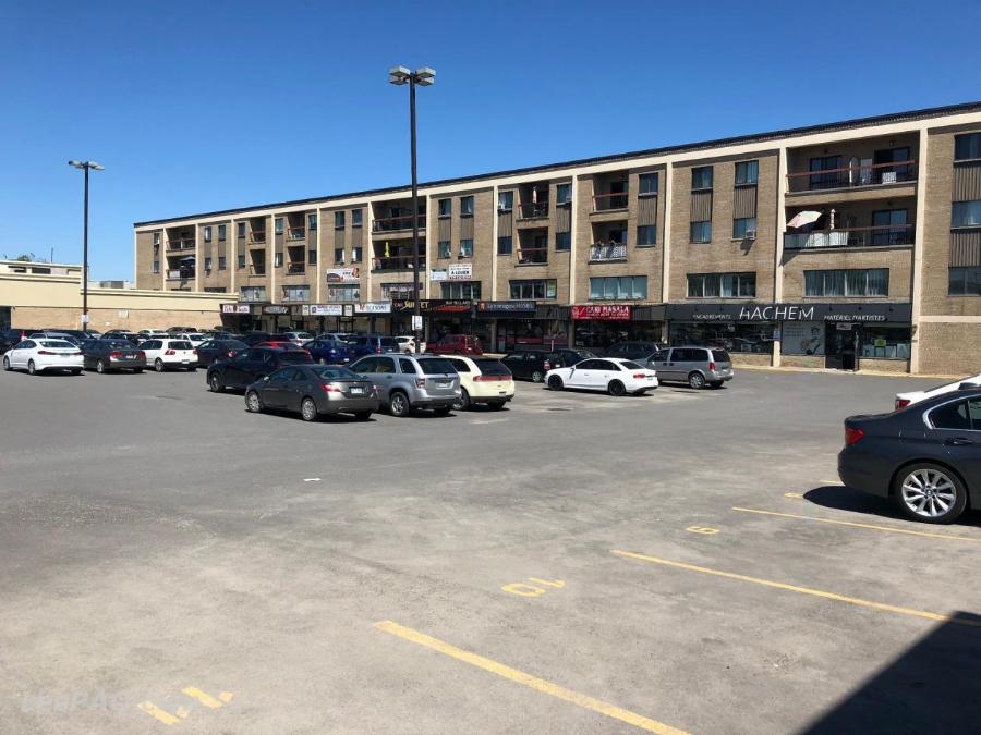 Grand espace au 2e étage 2900 pc Montréal