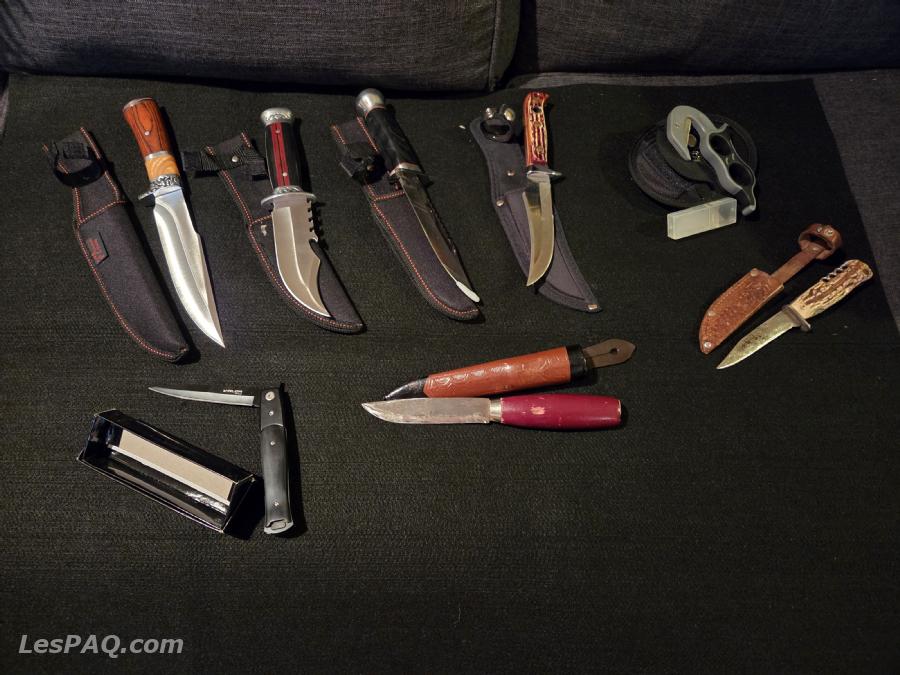 Couteaux de chasse Rambo Knives variés
