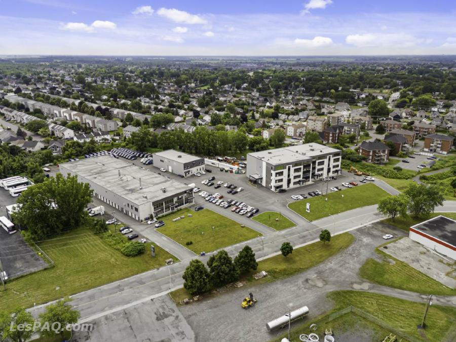 Espace bureau et commercial 1000 à 16000 pc
