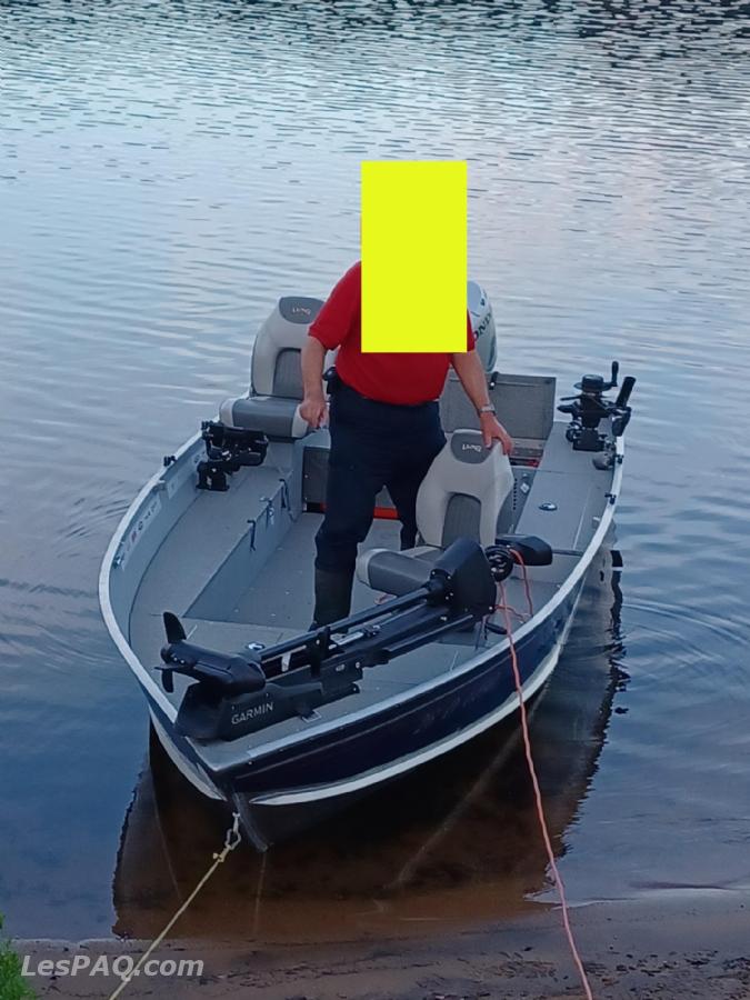 Embarcation de pêche 'full equip' - Moteur Honda 