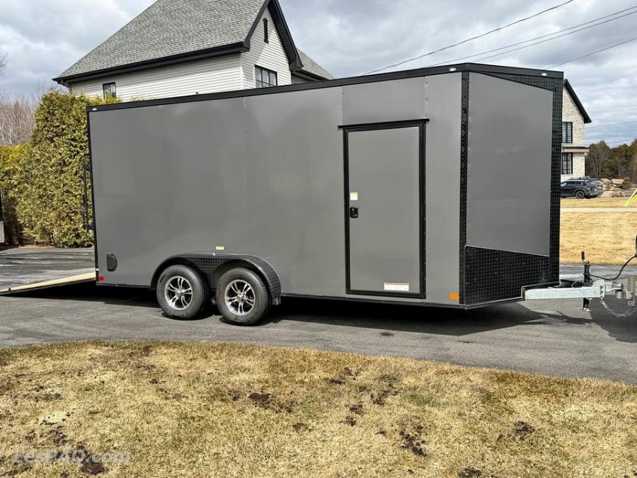 Vans, Motorisés, Camions